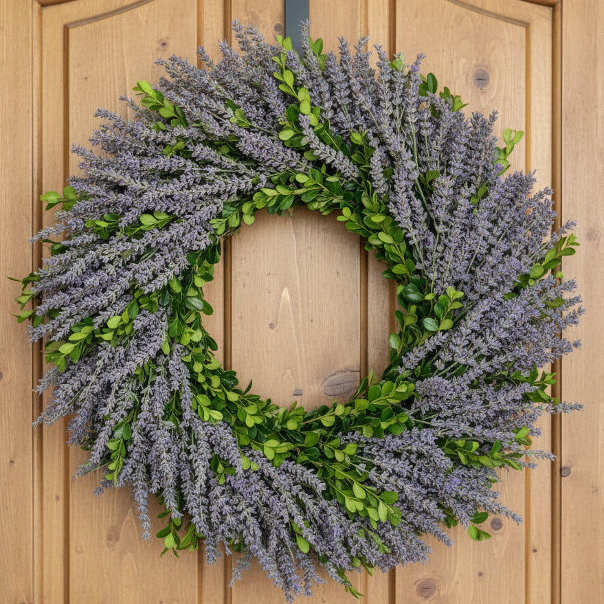 Lavender & Boxwood Wreath, 12"